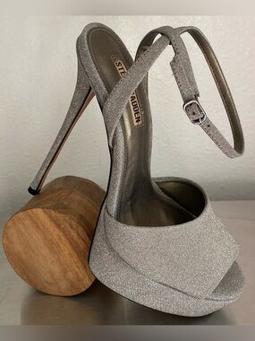 NEW STEVE MADDEN WOMENS PEEP TOE PLATFORM STILETTO SANDALS